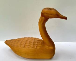 274 handcarvedwoodengoosesculpture