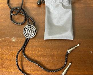 551 blackcordbolotiewithsilvertonecel