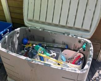 490 largesuncastresinoutdoorstoragedeck