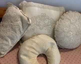 027 fourvintageivorylaceembroidereddeco