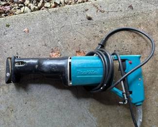 211 makitacordedreciprocatingsaw