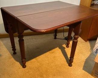 444 solidwooddropleafdiningtablewitht