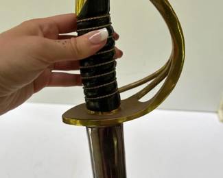 256 cavalrysaberswordwithbrassguard