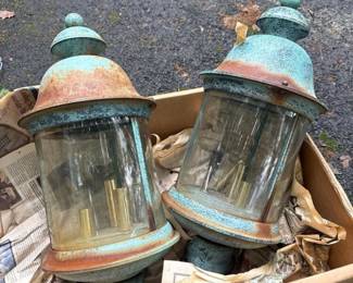 224 vintagepatinaoutdoorpostlanterns