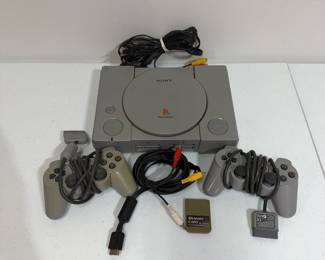 Playstation PS1 SCPH-1001 Console, 2 Controllers, Memory Card & Wires