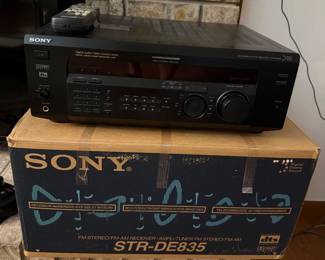 Sony STR-DE835 DTS FM/AM AV Receiver