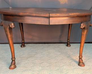 Rare & Unusual Cow & Hoof Leg Table