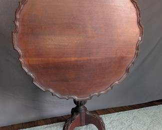 Tilt Top Mahogany Table