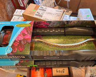 2 oscillating lawn sprinklers NIB