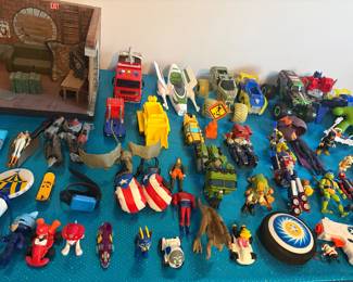 MASSIVE AMOUNT OF GREAT TOYS