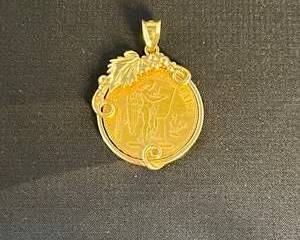 14K Gold Pendant Leaf Detail Around French 20 Francs Lucky Angel Coin
