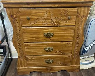 Vintage Carved Dresser / Chest of Drawers Great condition Pickup in Schulenberg between Main and Summit 3’ across x 15” deep x 39” tall Must be able to move and load yourself