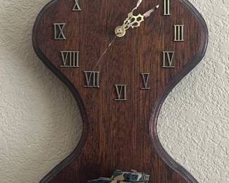 d clock