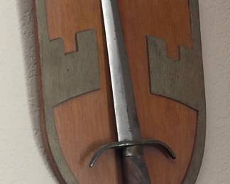m mounted dagger