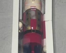 h Nutcracker