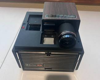 e 35mm slide projector