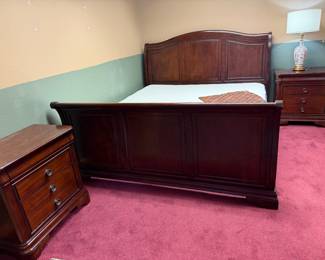 King size bed
