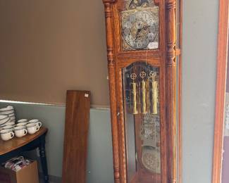 Howard Miller Grandfather clock - working condition