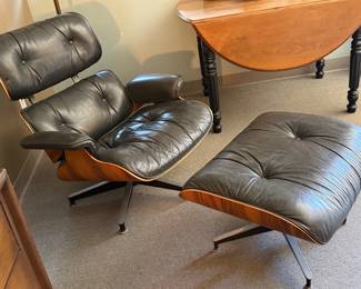 Herman Miller Rosewood Eames lounge chair & ottoman