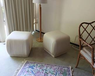 Embroidered runner, brass and wood lamp, modern ottomans