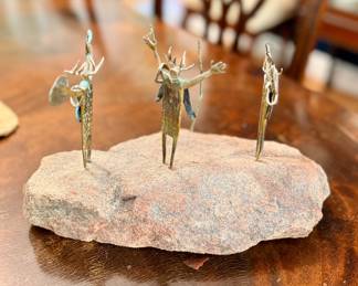 Bill Worrell (1936-2021) ; “Messengers” in bronze and stone