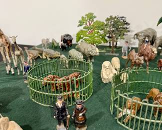 Britians Toy Zoo Figures 