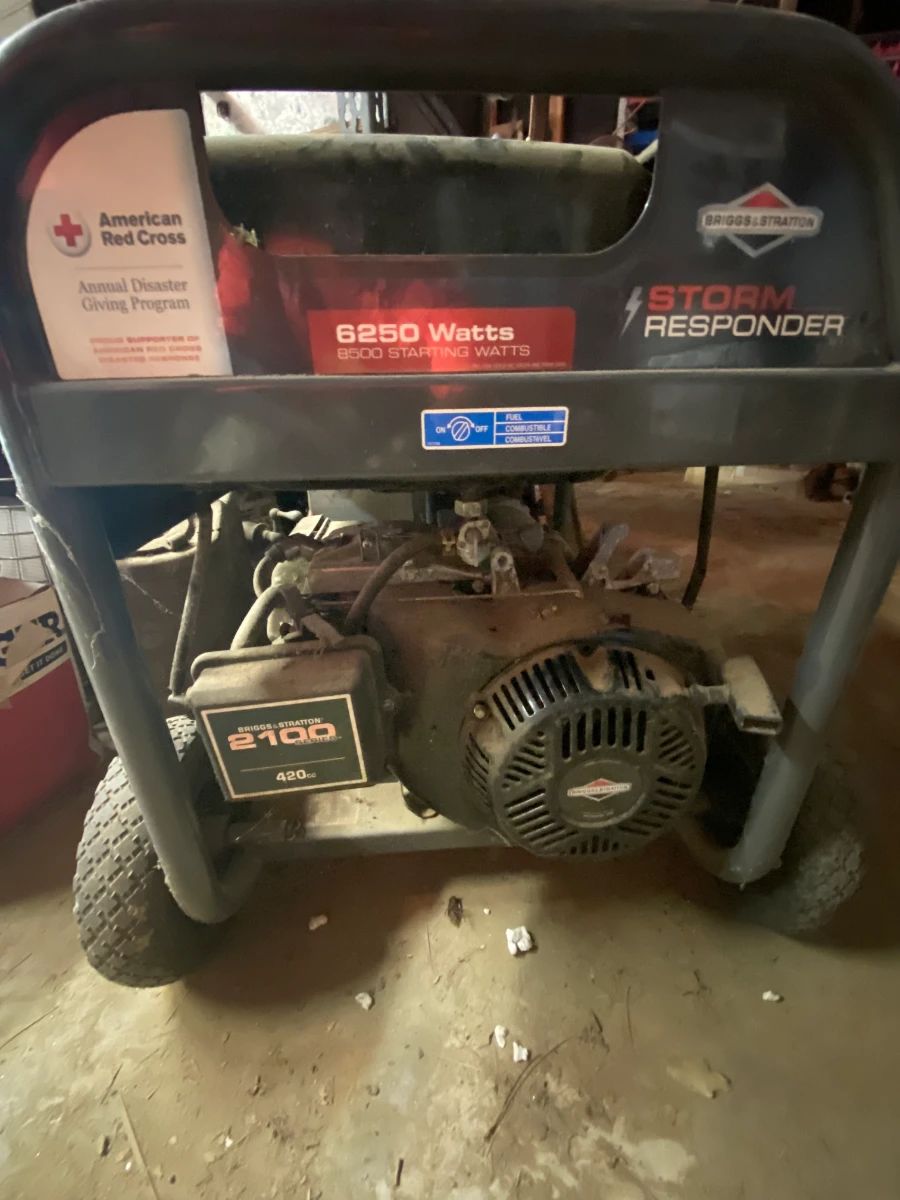 6250 watts generator "Briggs & Stratton"