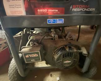 6250 watts generator "Briggs & Stratton"