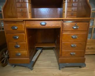 roll top desk