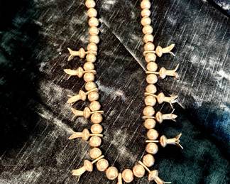 STELRING INDIAN PAWN SQUASH BLOSSOM WITH EARRINGS.