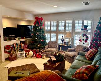 UPSTAIRS IN THE CHRISTMAS ROOM!