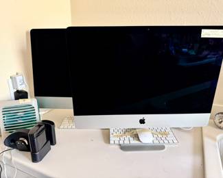 APPLE COMPUTERS.