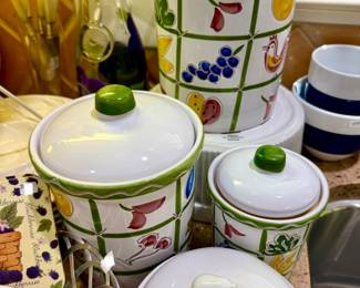 ITALIAN POTTERY CANISTER SET.