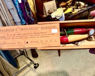 PFLUEGER'S "MONARCH" MINNOW.
