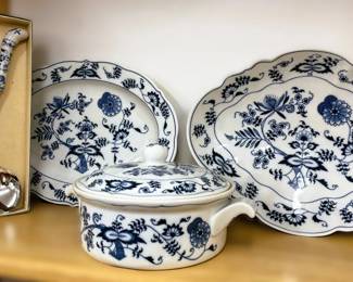 Blue Danube Porcelain Serve ware Set 4 PCS