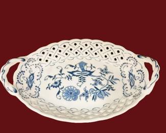 Blue Danube Japan "Blue Onion" Serveware Set 3 PCS