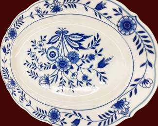 Blue Dell Japan "Blue Onion" Server ware Set 2 PCS