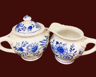 Blue Dell Japan "Blue Onion" Hostess Set 2 PCS