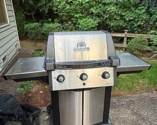 Broil King Signet 320 Propane Grill
