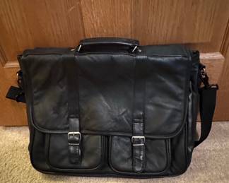 Kenneth Cole Black Leather Messenger Bag