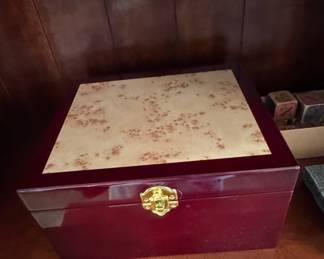 Howard Miller Burl Wood and Mahogany Keepsake/Cremation Urn Box