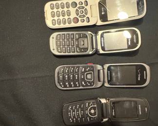 Assorted Lot of Vintage Flip and Bar Cell Phones (LG, Doro, Samsung)