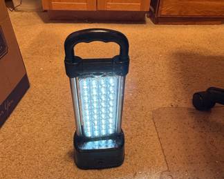 Magneto Rechargeable LED Lantern