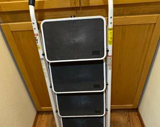 4-Step Folding Step Stool Ladder with Handrail