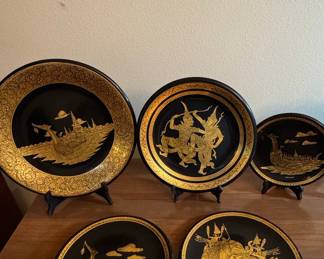 Thai Lacquerware Decorative Plates Set with Royal Barge and Elephant Battle Scenes