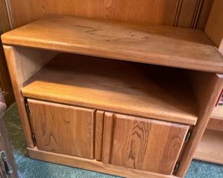 Oak Wood Media Console / TV Stand with Cabinet Doors
