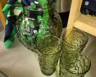 4 pcs. Green Anchor Hocking crinkle glass set