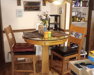 pub table set