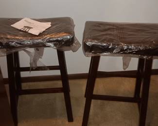 pair brand new bar stools
