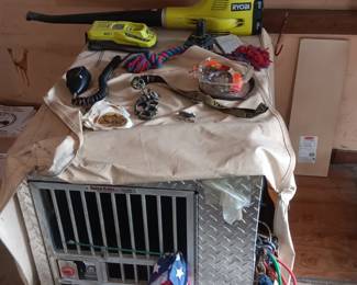 Kustom Krates steel plate dog crate